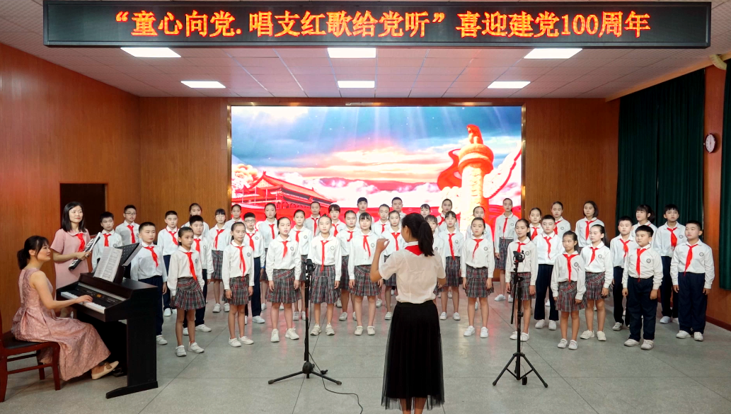 安海镇庵前小学：《今天是你的生日，妈妈》.png